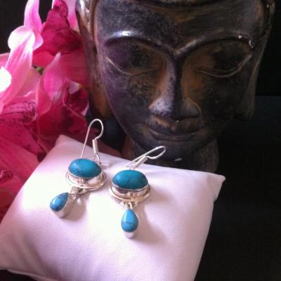 howlite-bleu-boucles-d-oreilles-1.jpg