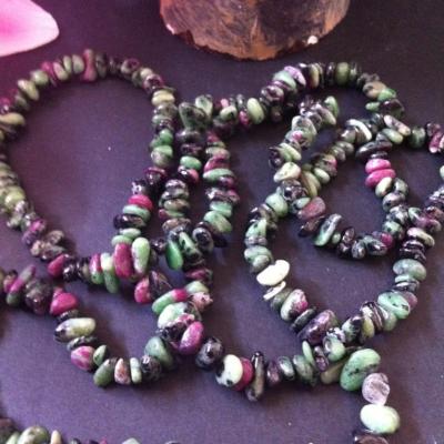 rubis-zoisite-90-1a.jpg